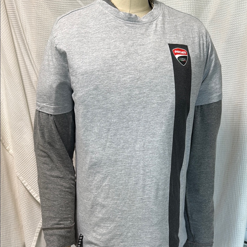Vintage Gray Short Sleeve Tee with Crew Neck and Ducati Logo
